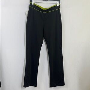 Black Yoga Pants with Green Trim simple straight leg leggings